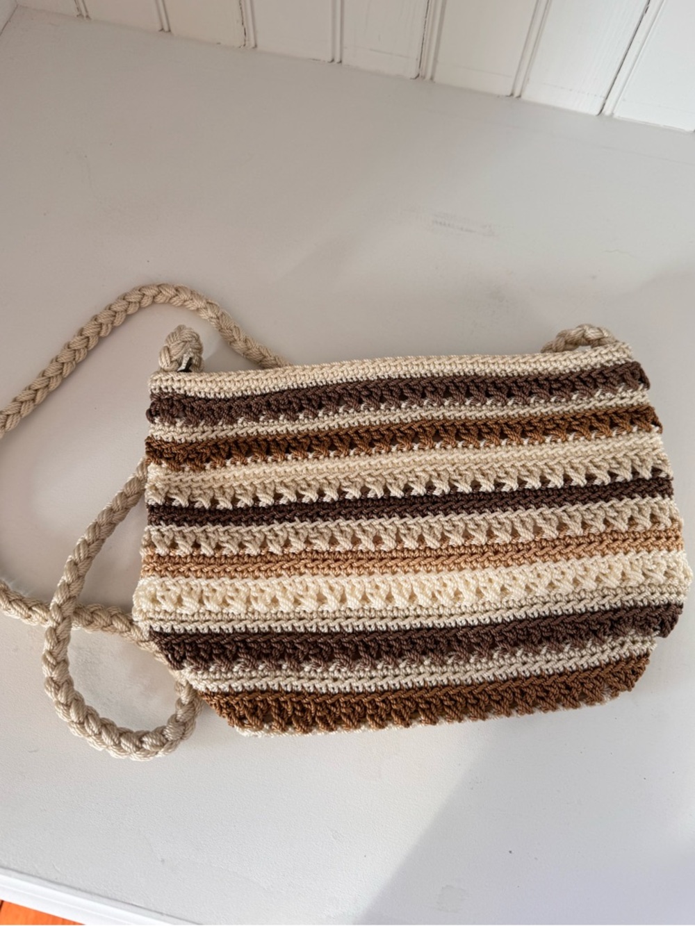Crochet shoulder bag